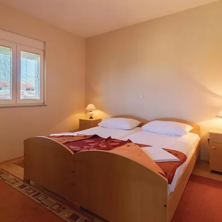 Julija Klovica V Apartment Zadar