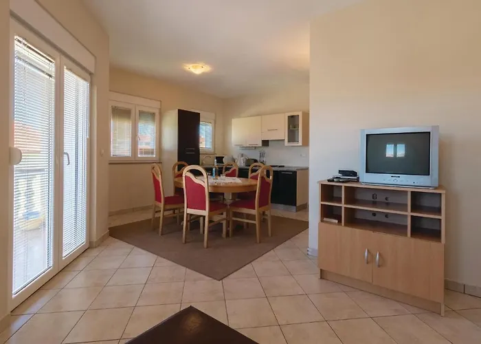 Julija Klovica V Apartman Zadar